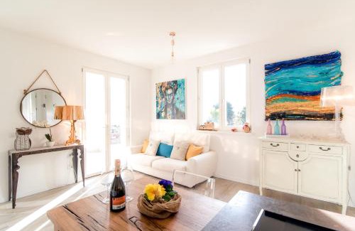 Tremezzina Apartment | Magic Garden with Jacuzzi-Pool and Luxury Lake Como view