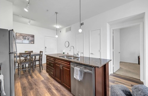 North Burnet Apartment | Magic Haven @ The Domain - ATX