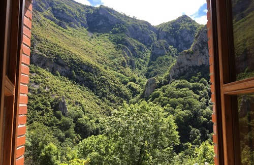 Ponga Apartment | Magic Panoramic Natural Picos de Europa. ASTURIAS