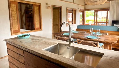 Arorangi Resort | Magic Reef Bungalows