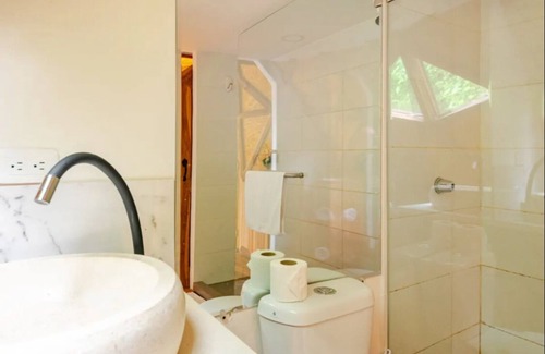 Mindo House | Magical domes in the middle of the cloud forest of Mindo