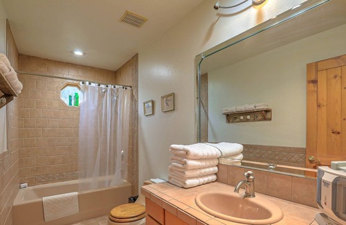 Canoncito House | Magical Mountain Retreat on the Pecos River