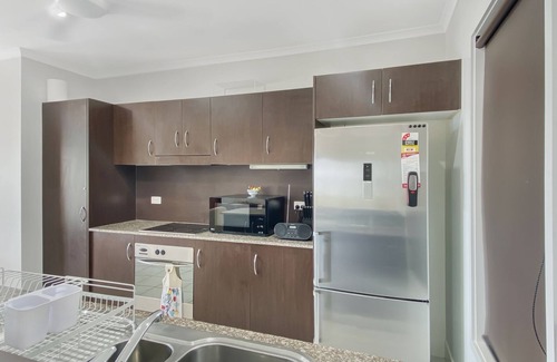Nelly Bay Apartment | Magnetic Docks Townhouse 8