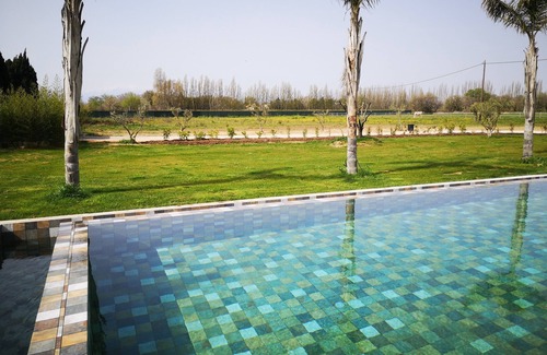 Saint-Genis House | Magnifique Maison de Famille Avec Piscine à 10 Minutes de la Plage