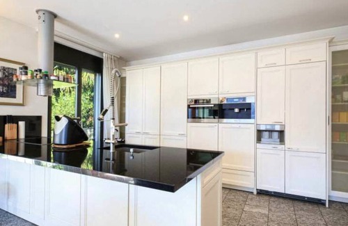 Minusio Villa | Magnificent villa with indoor pool and prime lake view location