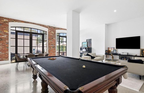 Torquay House | Magnificence on Scorpio