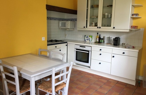 Thaire House | Magnificent 16th century farmhouse with swimming pool close beach Chatelaillon