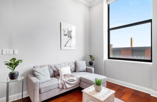 Olde Kensington Apartment | Magnificent 1br W Pool & Gym