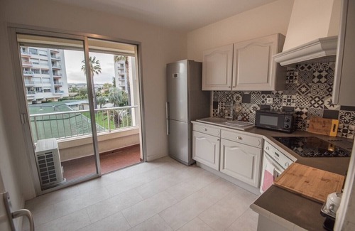 Antibes Apartment | Magnificent 3P 82m2 apartment, air conditioning, WIFI, exceptional sea view (pool, tennis).
