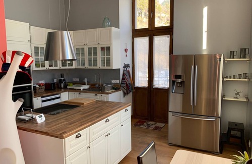 Jausiers Apartment | Magnificent 5* apartment in Mexican Villa