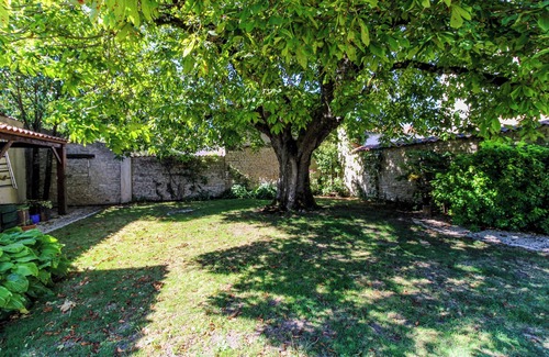 La Jarrie House | MAGNIFICENT, CHARMING CHARENTAIS HOUSE