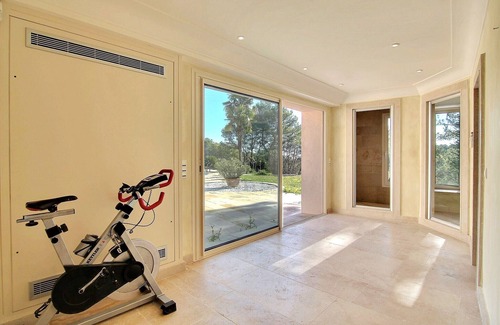 Le Rouret Villa | Magnificent ecological luxury property between Nice and Cannes