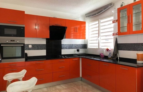 Le Robert Cottage | Magnificent F3 Air-conditioned and Fully Equipped on the Robert Waterfront