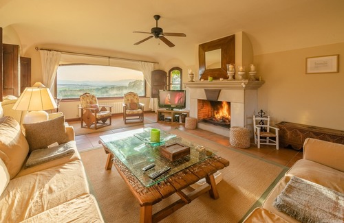 Garriguella House | Magnificent farmhouse 13 minutes from the best beaches of the Costa Brava