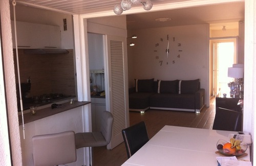 Mediterranee Apartment | Magnificent T2 Classified 2 * NN Parking + Balcony Sea View Outstanding - Mountain View