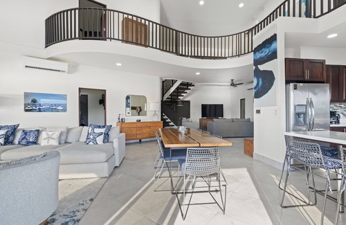 Coco House | Magnificent Gated Home - Complimentary Vacation Planning - Perched Over The Pacific Ocean