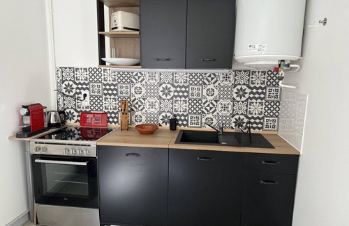 Besancon Old Town Apartment | Magnificent ground-floor studio in the heart of the loop and close to the citadel