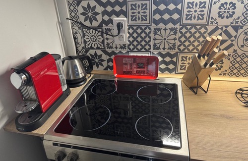 Besancon Old Town Apartment | Magnificent ground-floor studio in the heart of the loop and close to the citadel