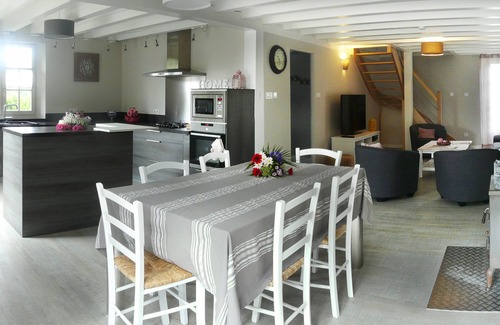 Sainte-Catherine House | Magnificent house with view in the heart of nature