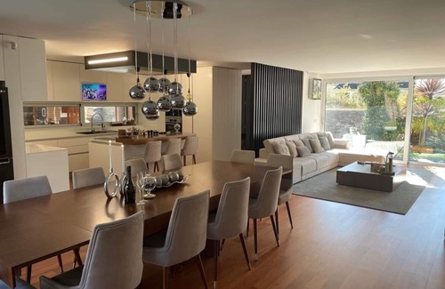 Esposende Villa | Magnificent house between the sea and the forest, heated swimming pool