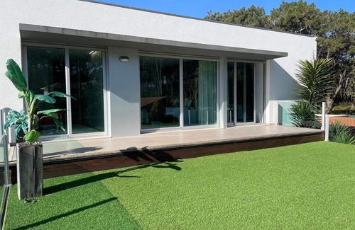 Esposende Villa | Magnificent house between the sea and the forest, heated swimming pool