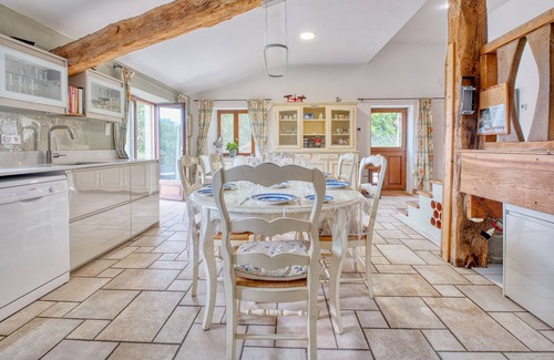 Razac-d'Eymet Villa | Magnificent House with Private Pool, Jacuzzi, and Exceptional Sunsets