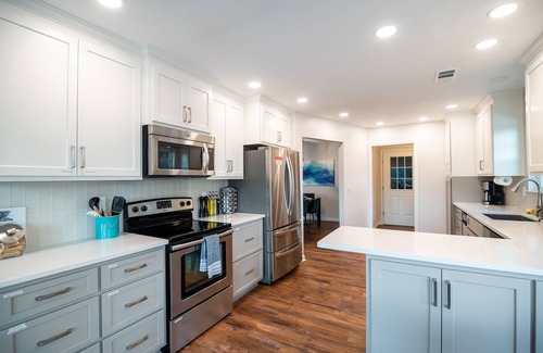 Alexander City House | Magnificent Lakefront View With Spectacular Sunsets