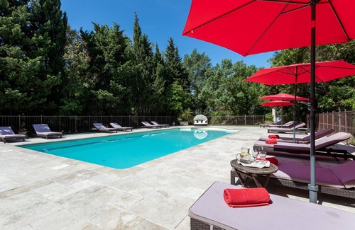 Grans House | MAGNIFICENT PROVENÇAL HOUSE 6 pers 3 bedrooms garden swimmingpool playground SPA