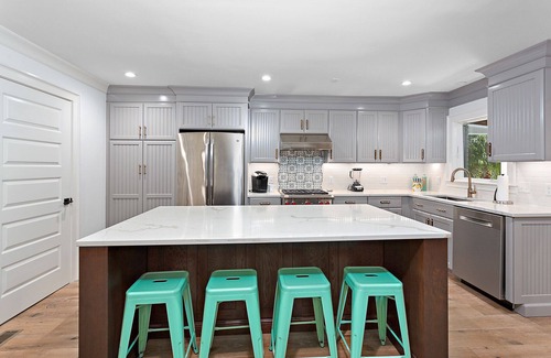 East Beach House | Magnificent Family East Beach Escape! Private Pool, Short Walk To Beach