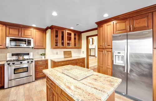 Eagle Rock House | Magnificent View House Close To All