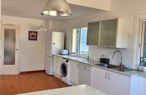 Xativa Villa | Magnificent villa for 10 people with very large swimming pool and tennis court