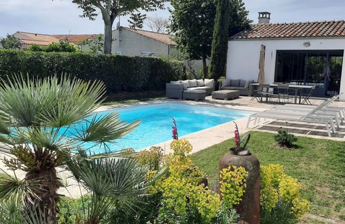 Cheray Villa | Magnificent villa with private pool - All services included - Quiet in Oléron
