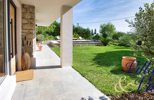 Magagnosc Villa | Magnificent villa with swimming pool and sea view!