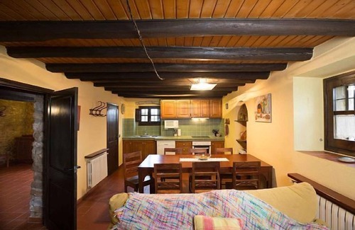 Fontcoberta Cottage | Magnificient 19th century country house with pool, barbecue porch, garden,.