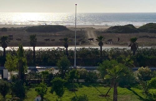 Hjar Ennhal Apartment | Magnifique Appart Tanger Vue Mer Plage à 100m Calme et Nature