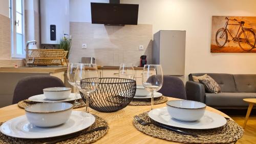 Marmande Apartment | Magnifique appartement rénové plein centre-ville