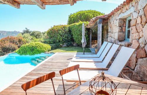 Santa Giulia Villa | Magnifique bergerie avec piscine chauffée surplombant la baie de Santa Giulia