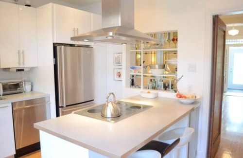 Verdun House | Magnifique! Face au Fleuve et Parc! Wow!