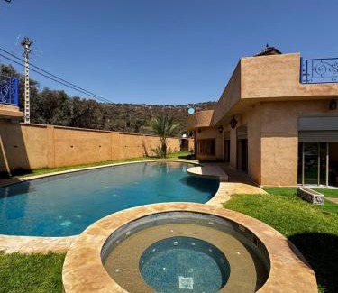 Aguergour House | Magnifique logement Bord du Lac piscine privée