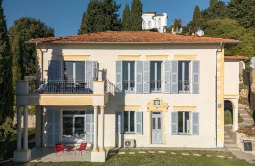 Menton Villa | Magnifique Villa d'époque vue mer, plage à 12 min à pieds