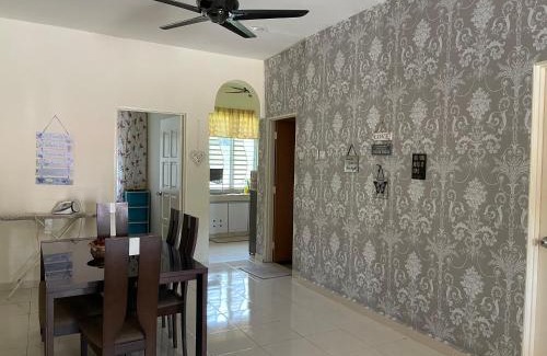 Kampung Tembila House | Magnolia 1 Homestay