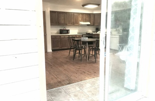 Lakeview Cabin | Magnolia #4 @ Copper Johns Resort