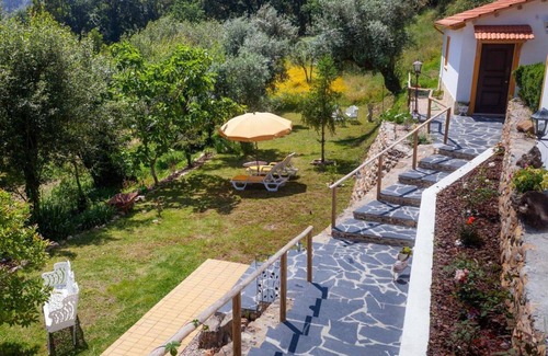 Lousa House | Magnolias Cottage - Suite with terrace and garden view