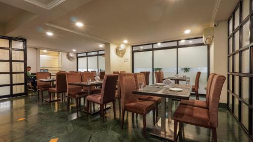 Kalyani Nagar Bed & Breakfast | Magnus Riverside Kalyani Nagar
