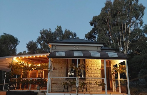 Penwortham Cottage | Magpie Lane Cottage in the heart of the Clare Valley
