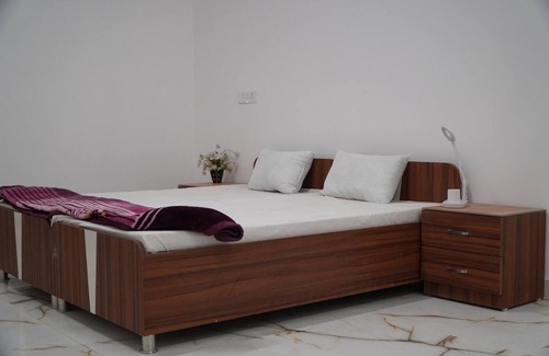 Phulpur Hotel | Mahakumbh Prayagraj Residency