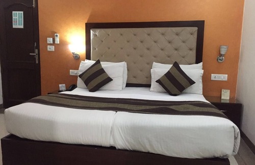 Faridabad Hotel | Mahalakshmi Palace hotel