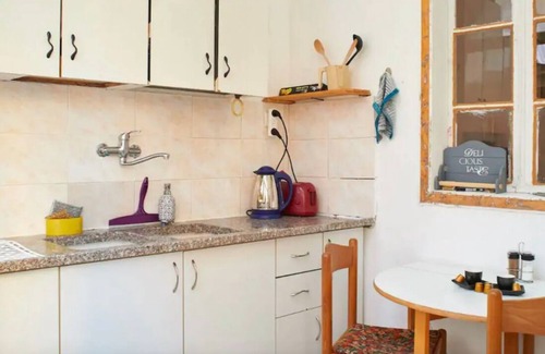 Mea She'arim House | Mahana Yehuda. Hidden Place - Expert host.