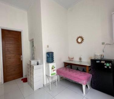 Banjarasri House | Mahardika Homestay Gamping