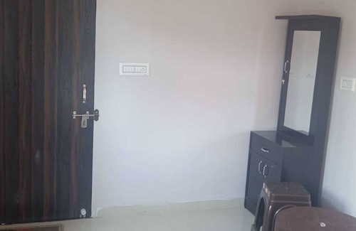 Jamwa Ramgarh House | Maheshwari Homestay By GRB